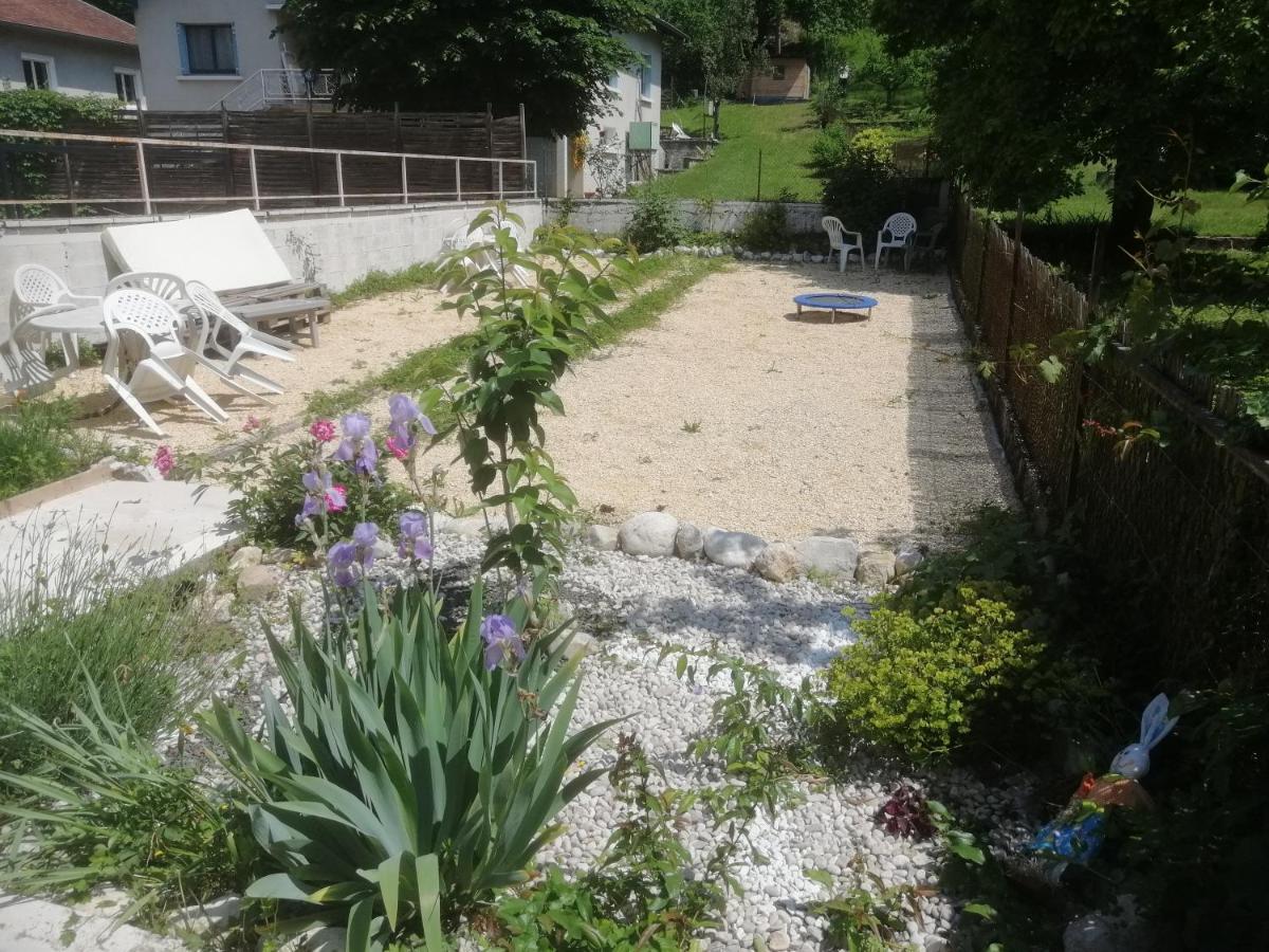 La Grande Chambre Saint-Jean-en-Royans Luaran gambar