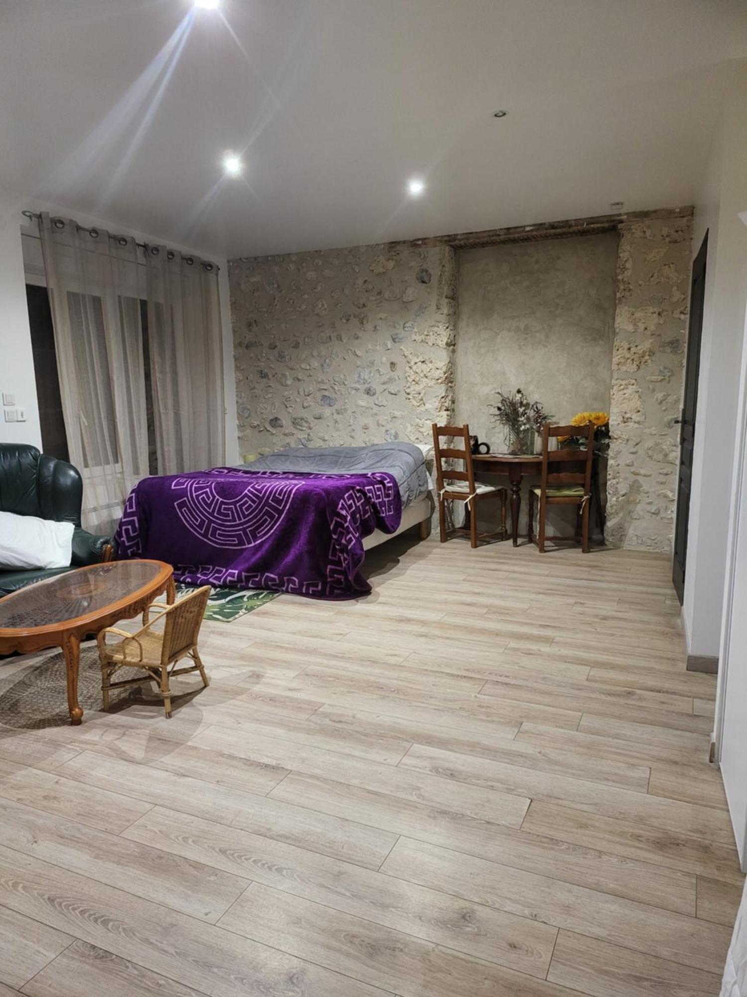 La Grande Chambre Saint-Jean-en-Royans Luaran gambar